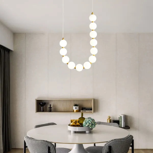 ÉclatLuxe - Lustre en Collier Élégant