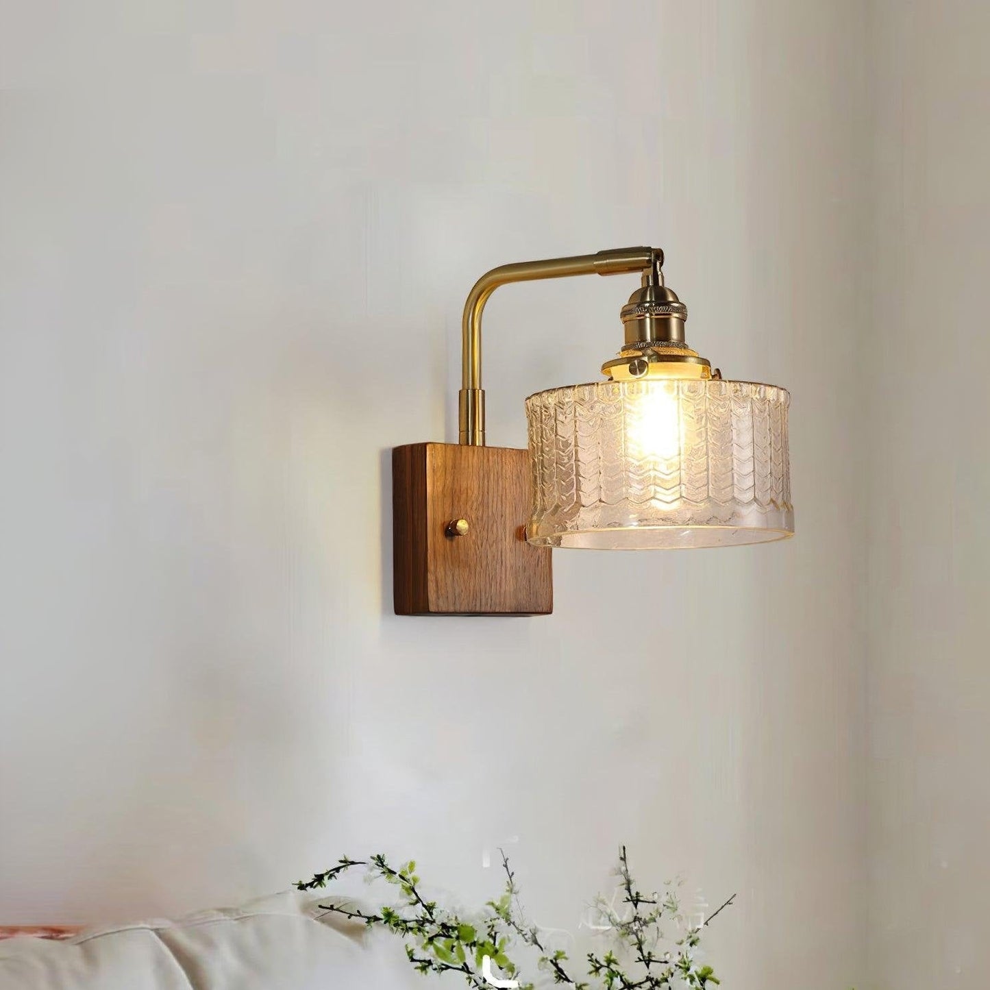 Camely – Applique Murale Élégante en Verre Vert et Bois Naturel