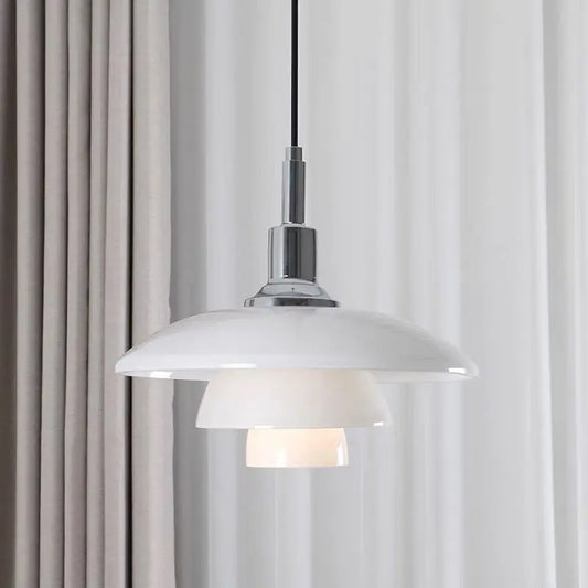 LuminoChrome - Lampe pendante chrome au design raffiné