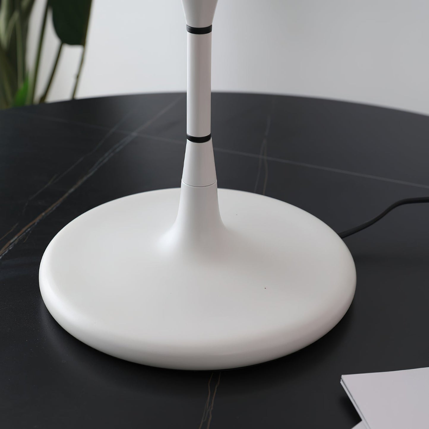 Fontana - Lampe de table élégante