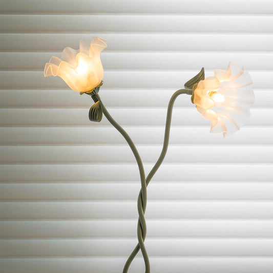 CallaLight | Éclairage Floral Moderne – Élégance Naturelle sur Pied