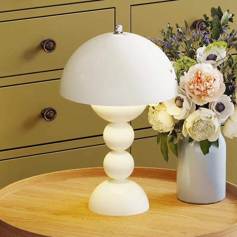 Lampe de Table Dimmable Rechargeable Sans Fil avec 3 Couleurs Lumineuses – Éclairage Élégant pour Maison 4