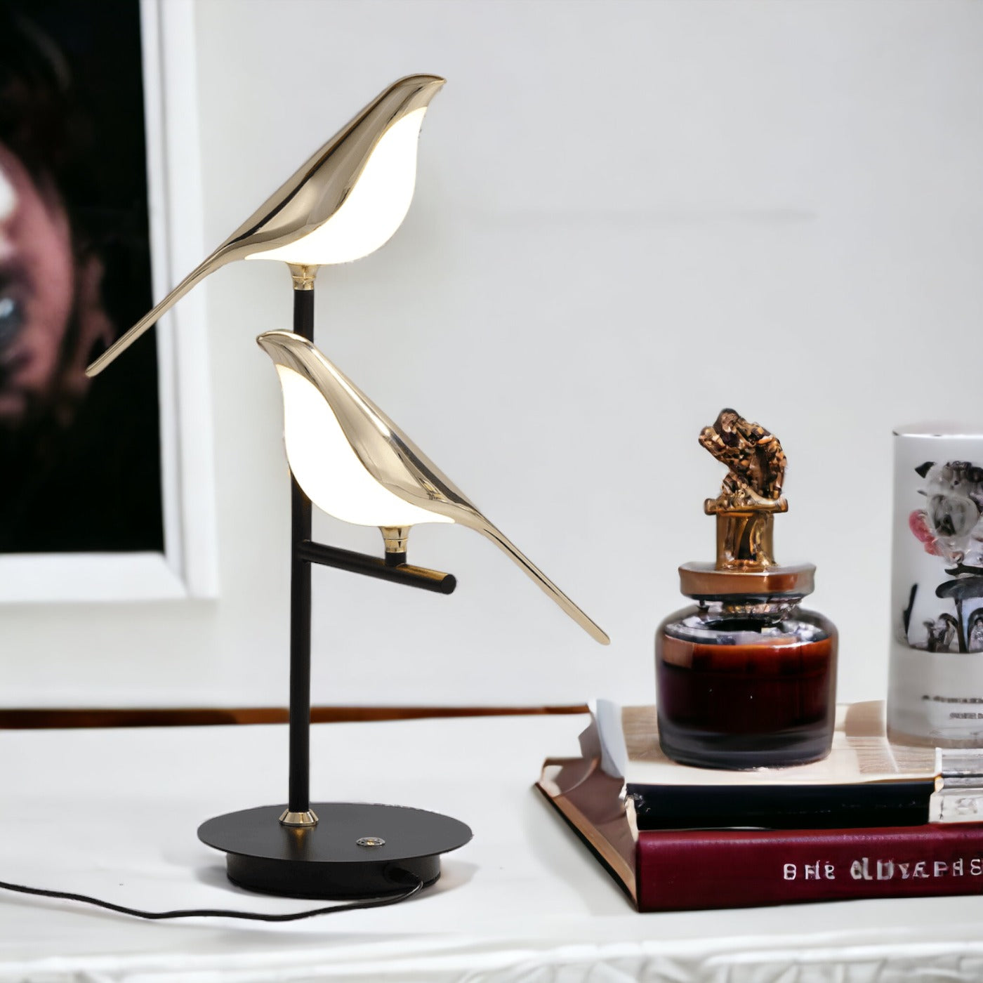 Lampe de Table LED Moderne avec Design Oiseau Doré – Éclairage Élégant et Économique pour Salon et Bureau 4