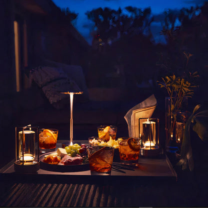 LumenArt - Lampe de Table Élégante de Thomas