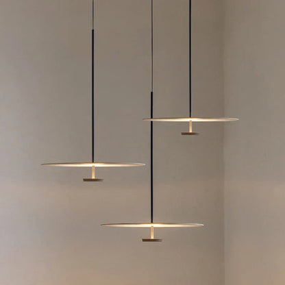ArcLumi - Lampe suspendue en arc moderne