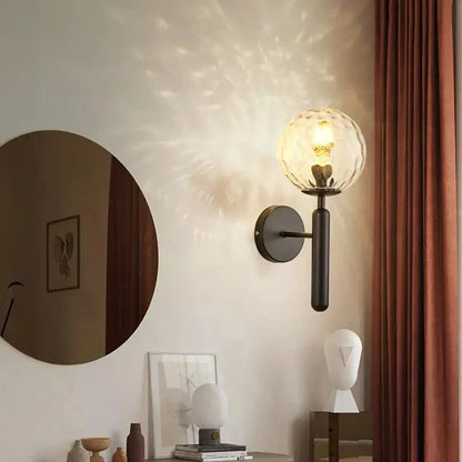 VelvetGlow - Lampe murale luxueuse et douce