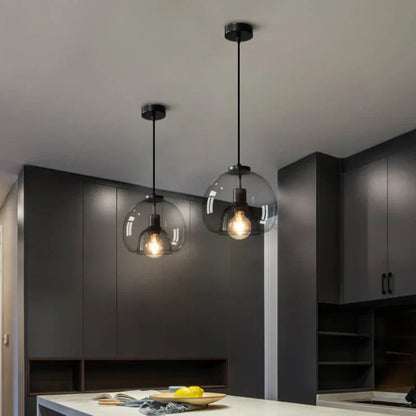 LumiCristal – Suspension élégante en verre contemporain
