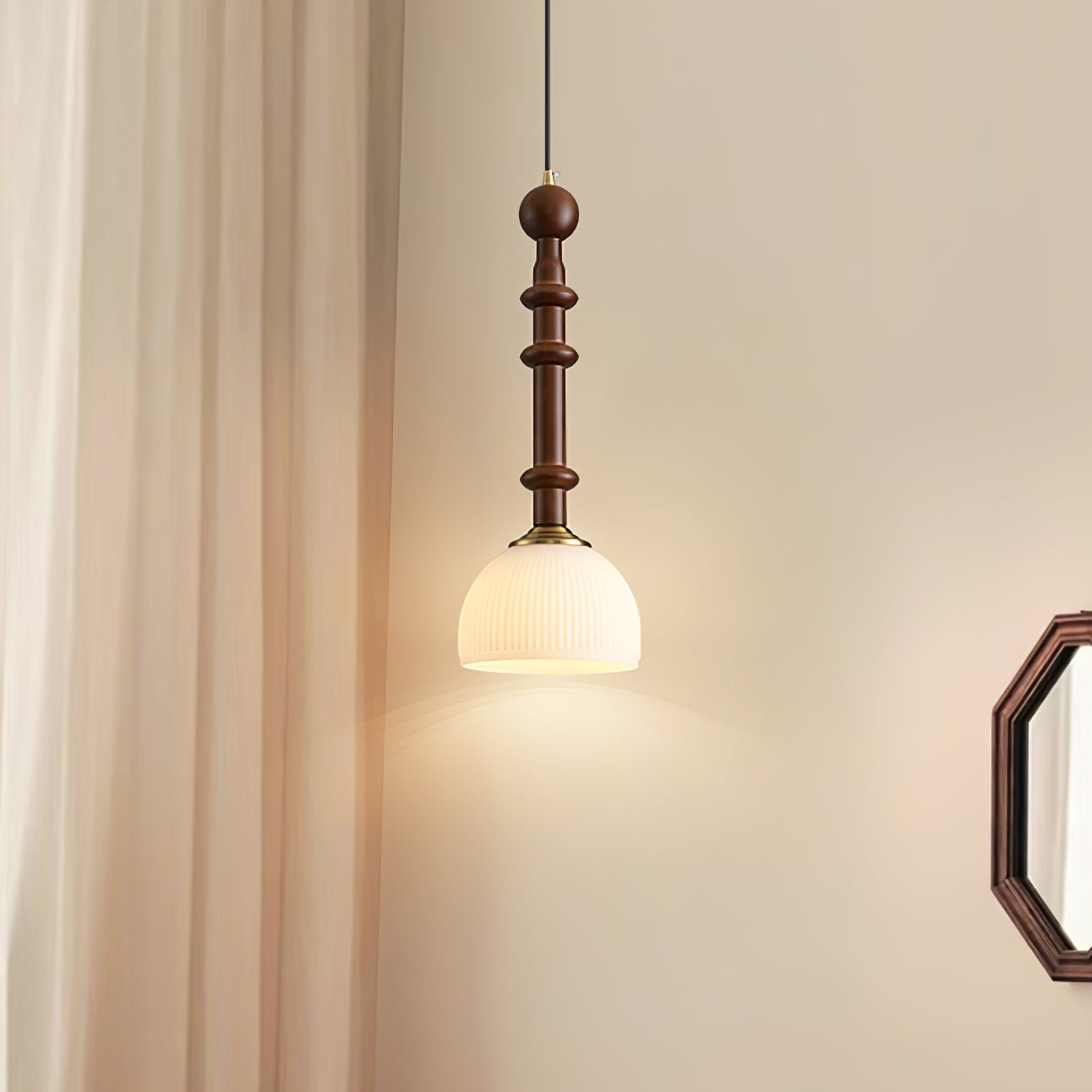 RomaLumière – Suspension Élégante Italienne en Verre | Design Vintage | Bois & Laiton
