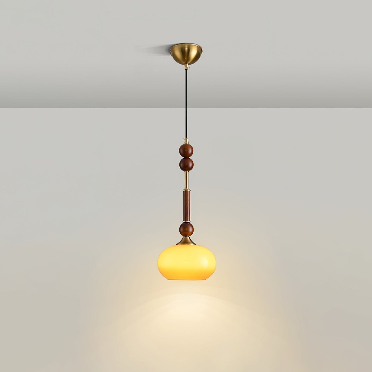 RomaLumière – Suspension Élégante Italienne en Verre | Design Vintage | Bois & Laiton