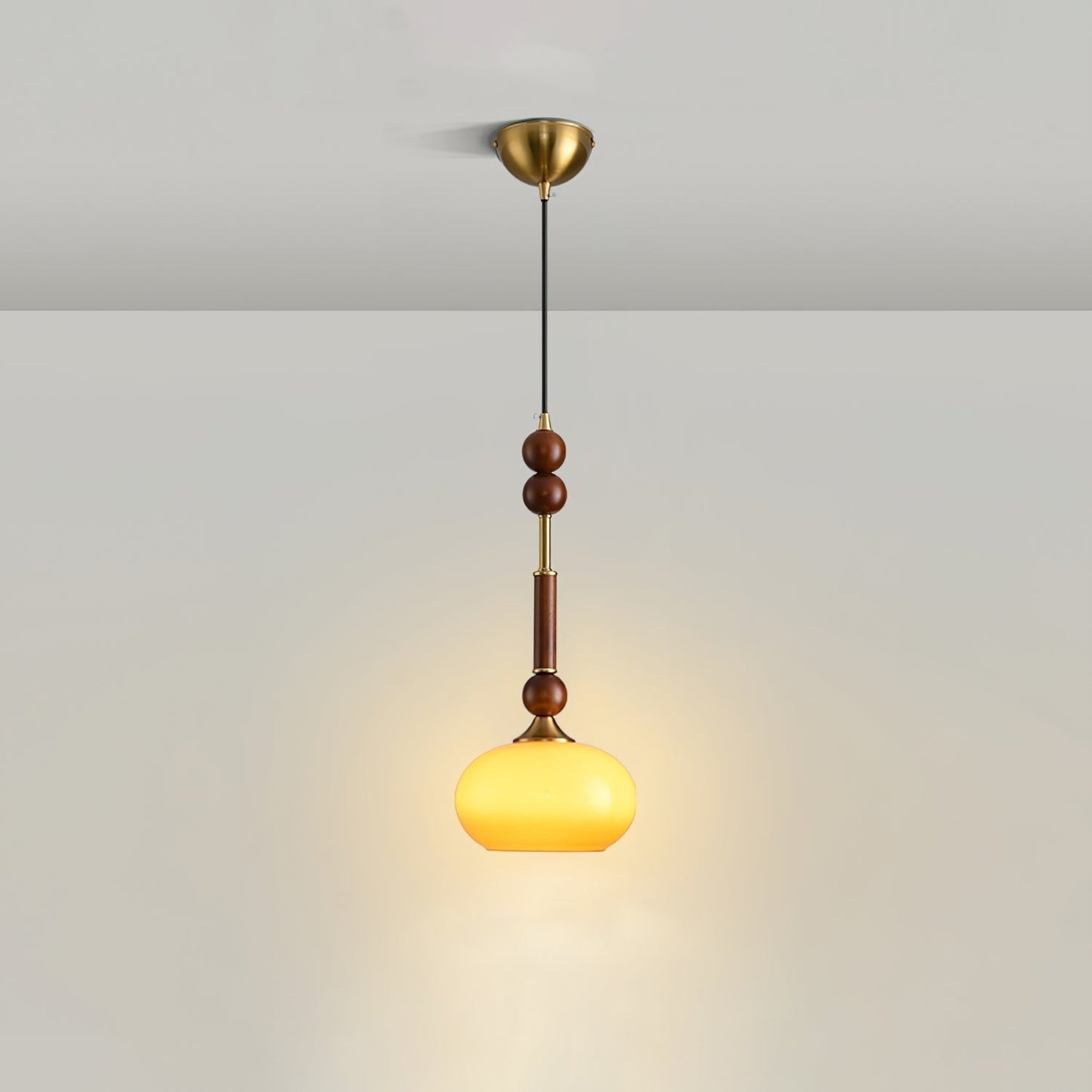 RomaLumière – Suspension Élégante Italienne en Verre | Design Vintage | Bois & Laiton