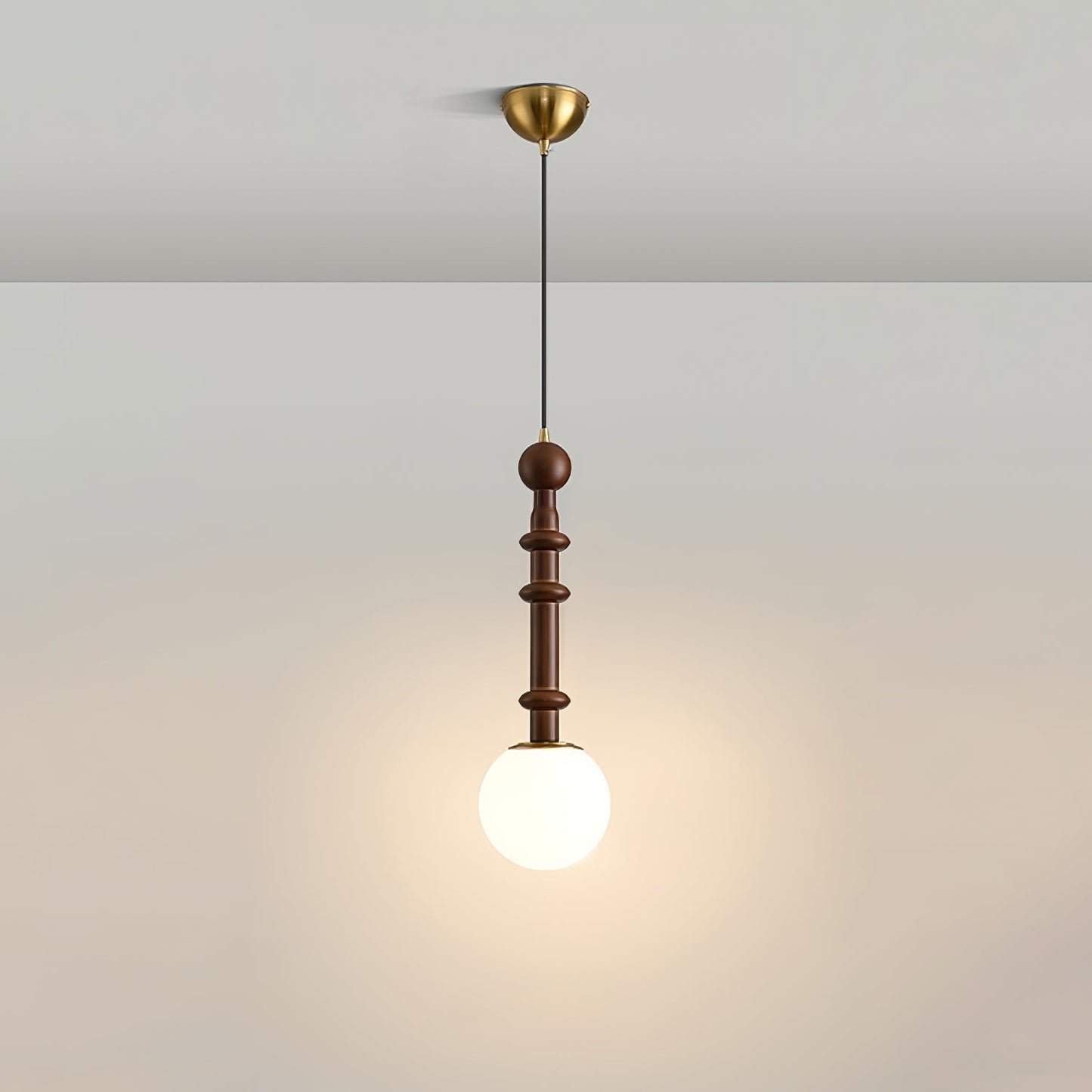 RomaLumière – Suspension Élégante Italienne en Verre | Design Vintage | Bois & Laiton