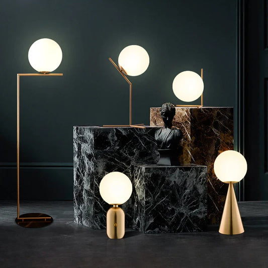LusterLuxe - Lampe de Table Simple en Verre pour Lecture et Décoration