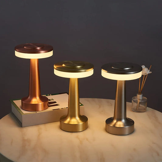 RetroLight - Lampe LED Rechargeable pour Extérieur et Nuit
