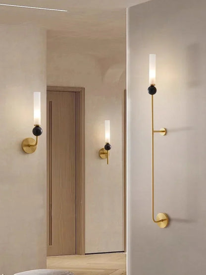 Lampe Murale Élégante – Simplicité moderne, matériaux nobles