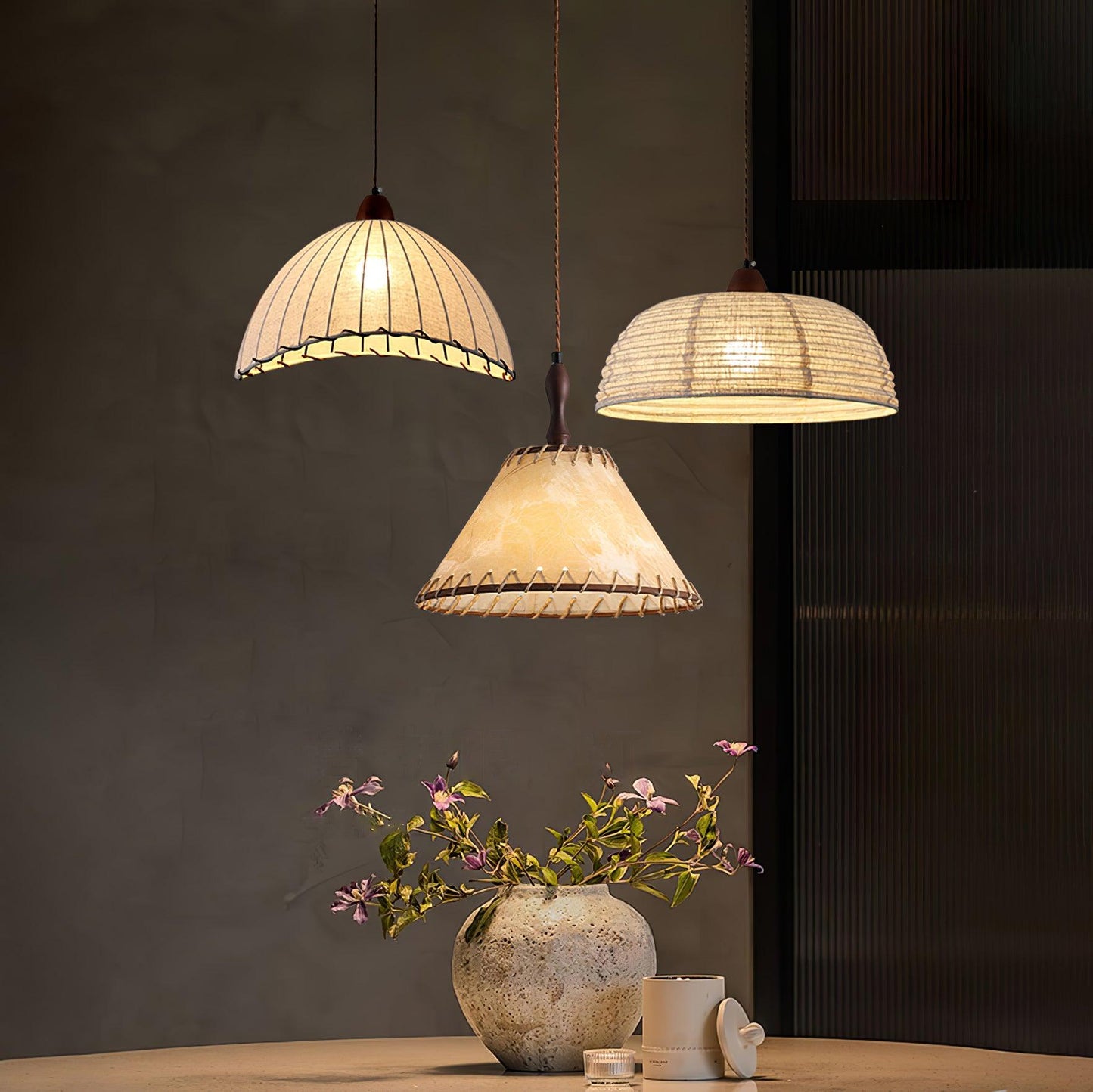 WoodLumière – Suspension Élégante en Bois