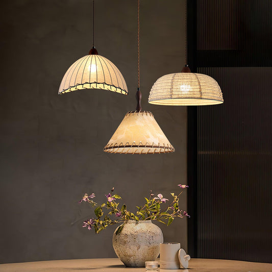 WoodLumière – Suspension Élégante en Bois