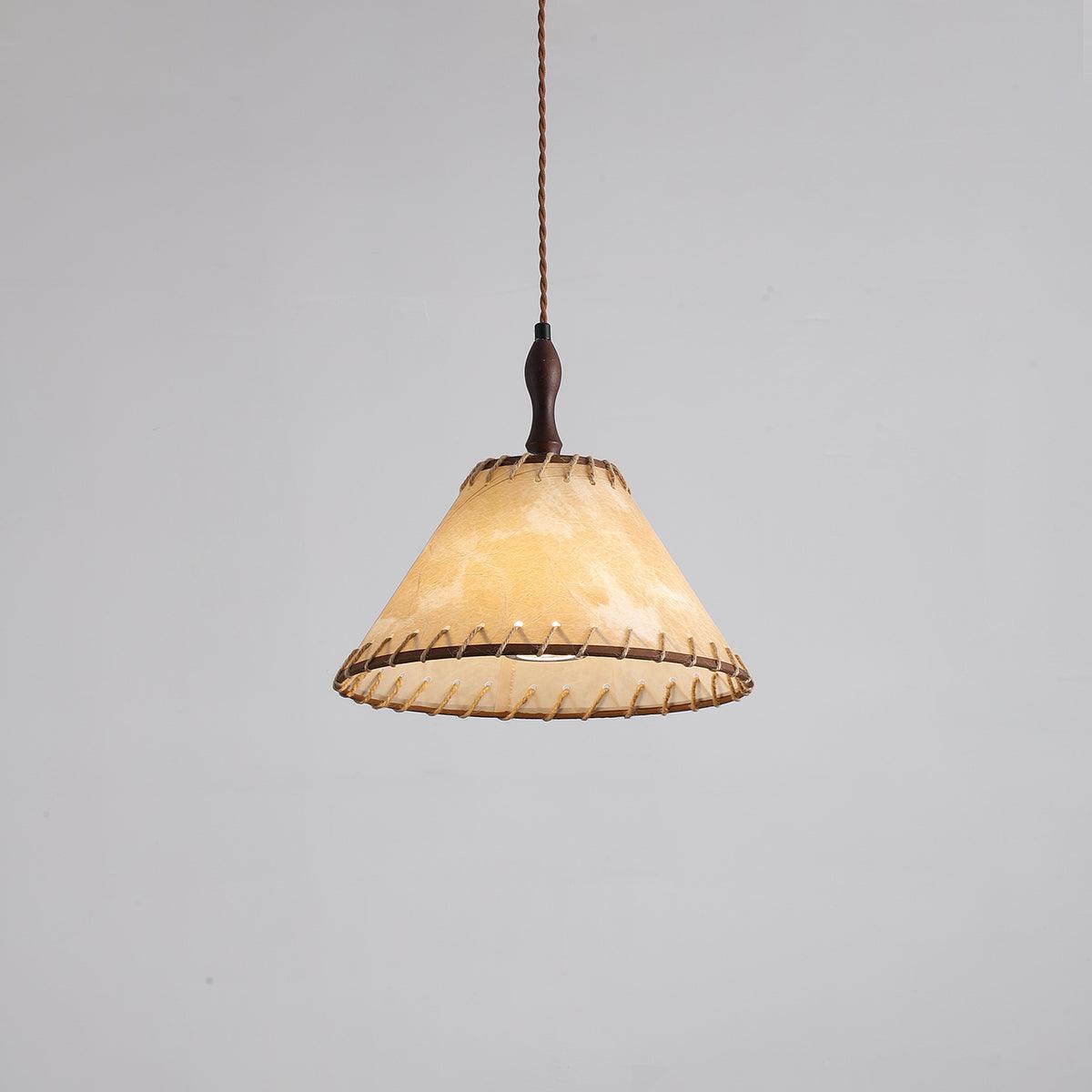 WoodLumière – Suspension Élégante en Bois