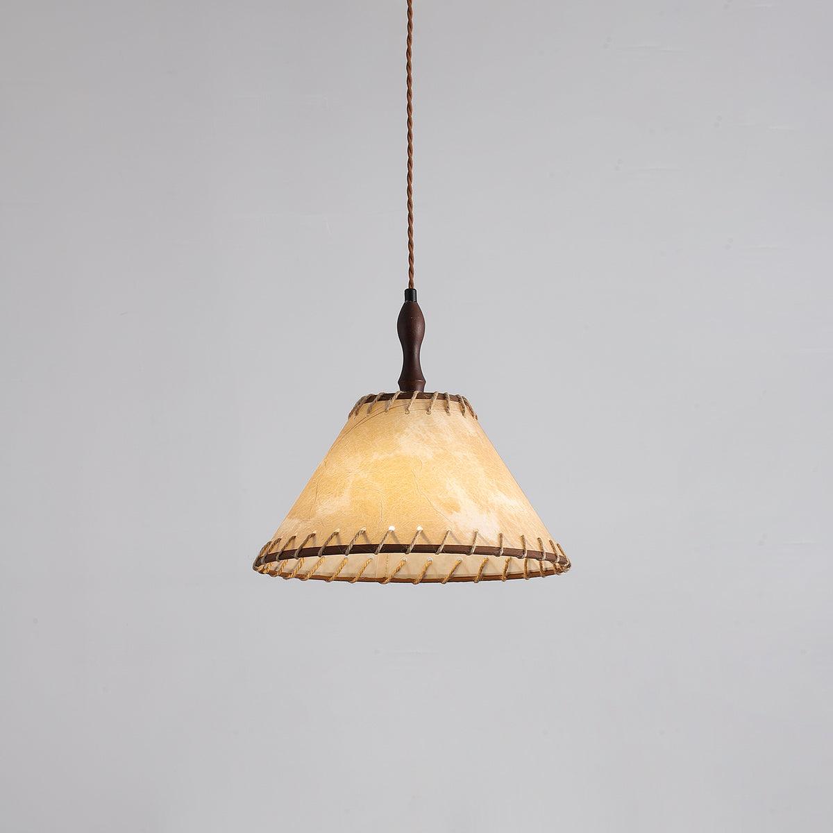 WoodLumière – Suspension Élégante en Bois