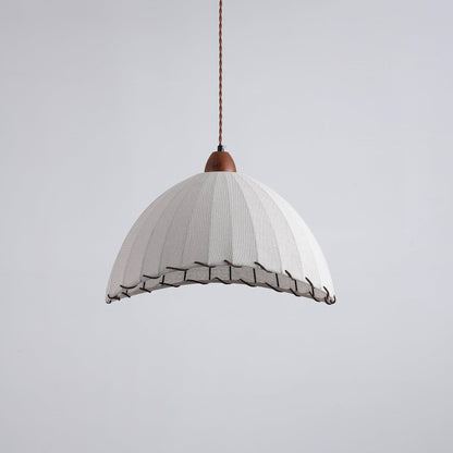 WoodLumière – Suspension Élégante en Bois