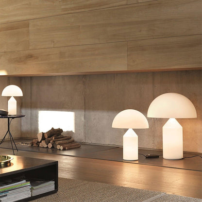 Atollo – Lampe de Table en Verre Blanc | Design Géométrique Iconique | LED Compatible