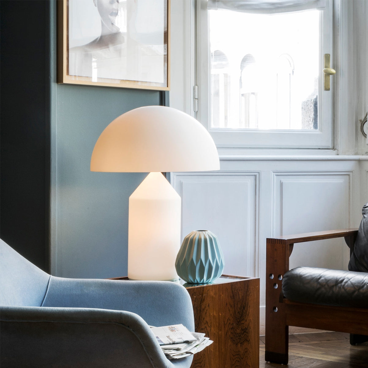 Atollo – Lampe de Table en Verre Blanc | Design Géométrique Iconique | LED Compatible