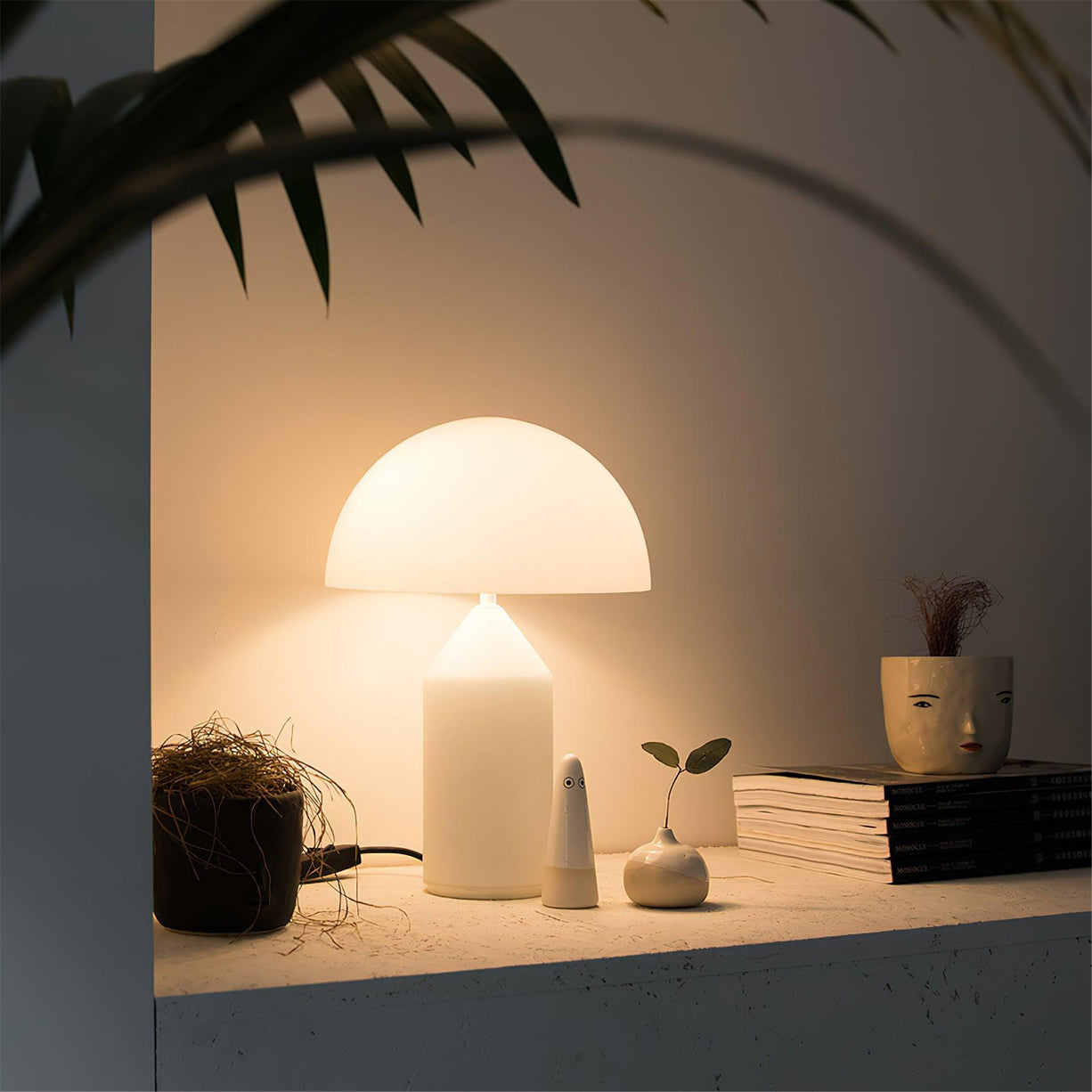 Atollo – Lampe de Table en Verre Blanc | Design Géométrique Iconique | LED Compatible