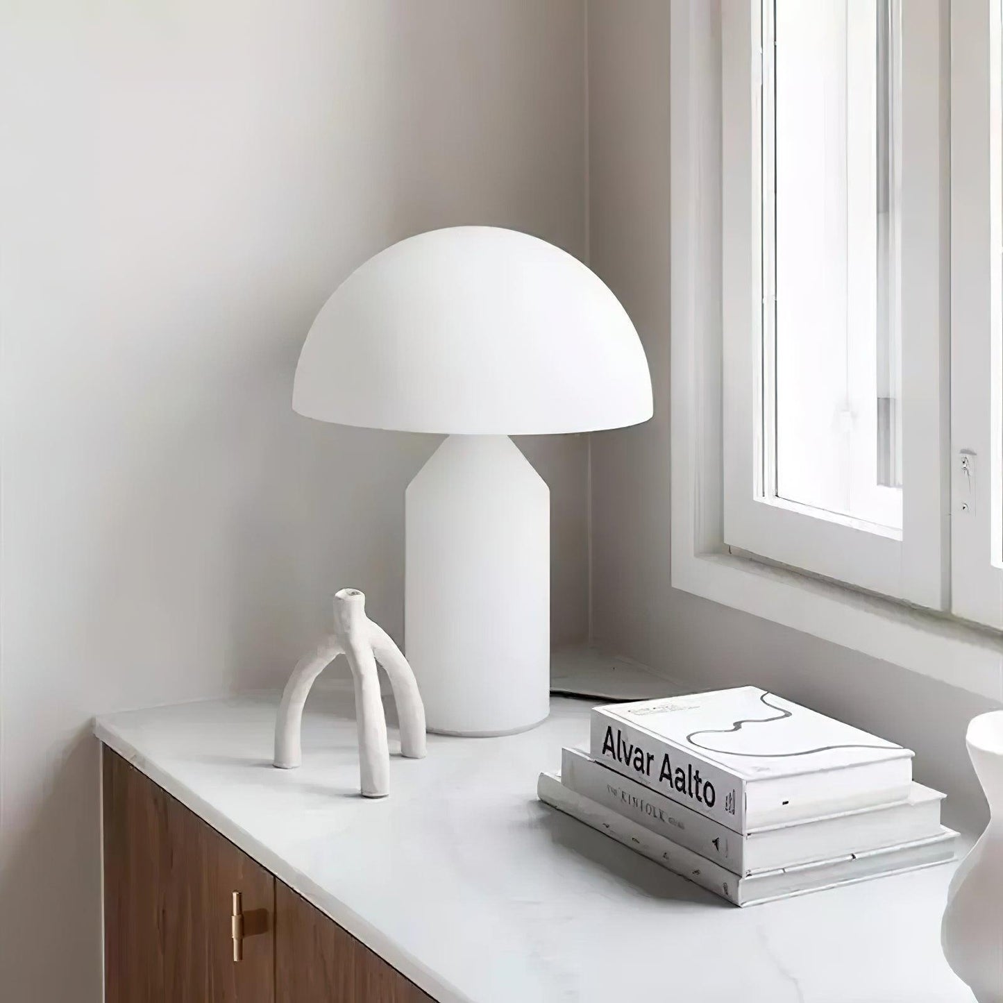 Atollo – Lampe de Table en Verre Blanc | Design Géométrique Iconique | LED Compatible