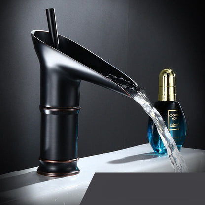 Antique Waterfall – Robinet Cascade pour Salle de Bain | Style Rétro en Laiton