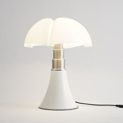 ClassicGlow – Lumière classique élégante