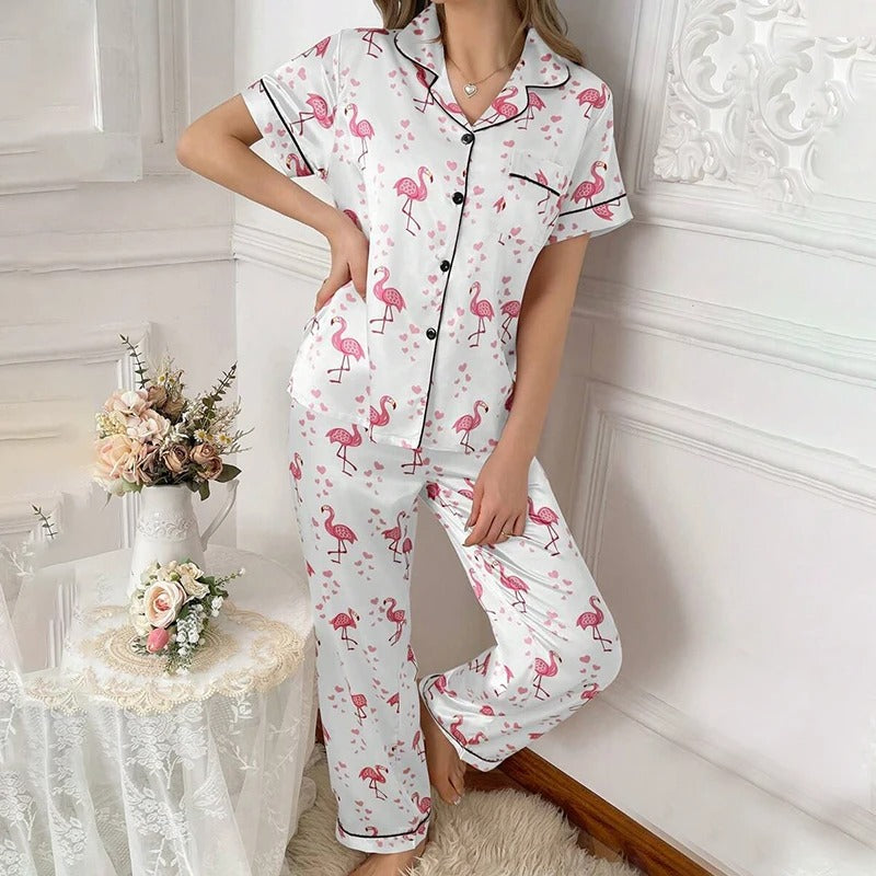 Colette – Ensemble de Détente en Satin Soyeux