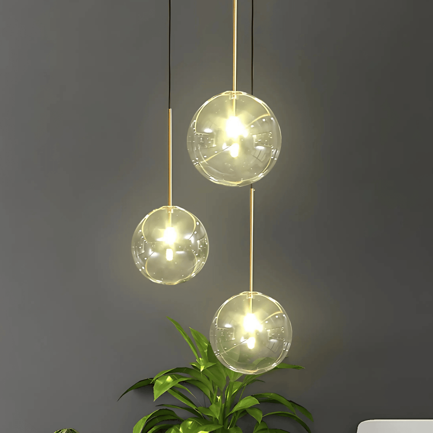 Suspension Élégante avec Globe en Verre