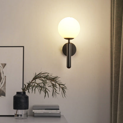 VelvetGlow - Lampe murale luxueuse et douce