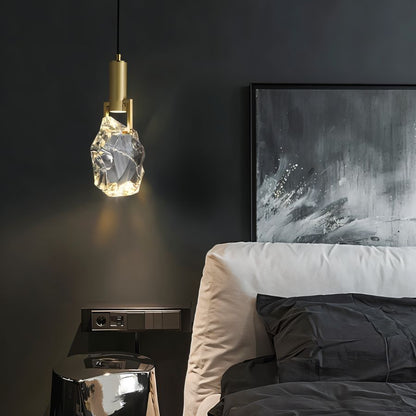 Natalia – Suspension Dorée avec Cristal | Éclairage LED de Luxe | Hauteur 28 cm