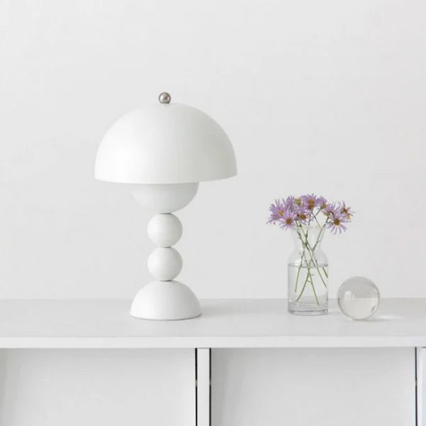 FleurGlow | Lampe de Table Portable & Polyvalente avec Design Macaron