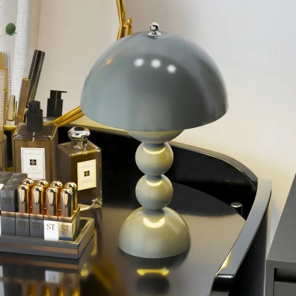 FleurGlow | Lampe de Table Portable & Polyvalente avec Design Macaron