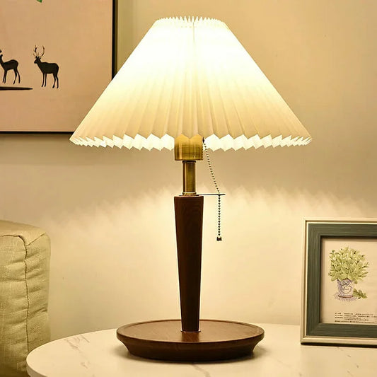 VintageLumi – Lampe en bois rétro
